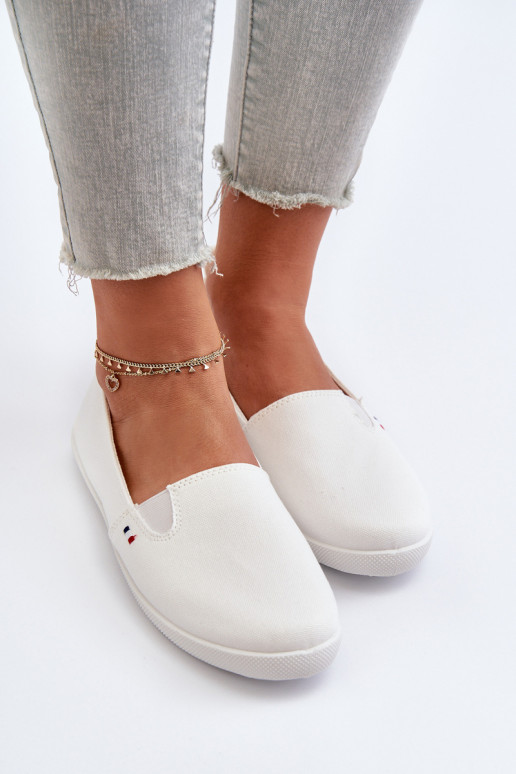 Baskets chaussures casual Slip-On couleur blanche Adrancia