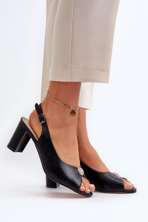 Sandales à talons de style élégant avec ornements de couleur noire Trasea