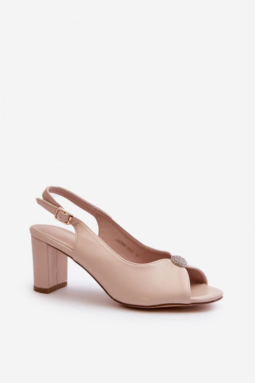 Sandale Trasea im eleganten Stil mit Absätzen mit Ornamenten Sandale Trasea im eleganten Stil mit Absätzen mit Ornamenten