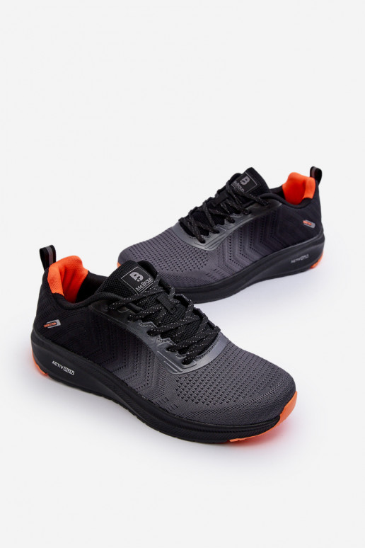 Chaussures de style sport modèle classique de couleur grise McBraun Chaussures de style sport modèle classique de couleur grise McBraun