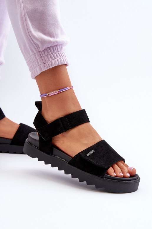 Wildledersandalen mit Plateau Big Star NN274700 schwarz Wildledersandalen mit Plateau Big Star NN274700 schwarz