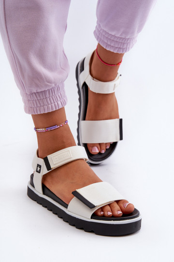 Damensandalen mit Plateau Big Star NN274777 weiße Farbe