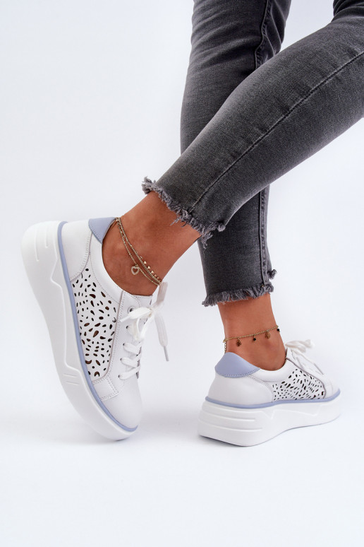 mit durchbrochenen Elementen Sneakers-Modell mit Plateausohle in der Farbe Weiß Peilaeno
