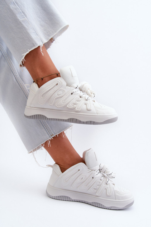 Chaussures modèle baskets en cuir écologique de couleur blanche Berilla