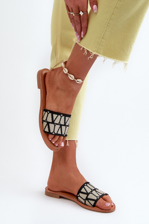 Tongs pour femmes à talons larges de couleur noire Traivea Tongs pour femmes à talons larges de couleur noire Traivea