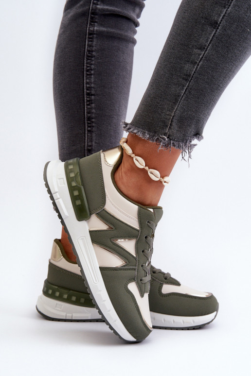 Sneakers-Modellschuhe aus Öko-Leder in grüner Farbe Kaimans Sneakers-Modellschuhe aus Öko-Leder in grüner Farbe Kaimans
