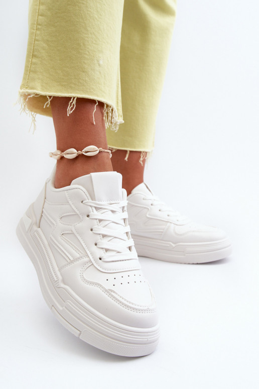 Chaussures modèle baskets avec plateforme en éco-cuir de couleur blanche Lynnette