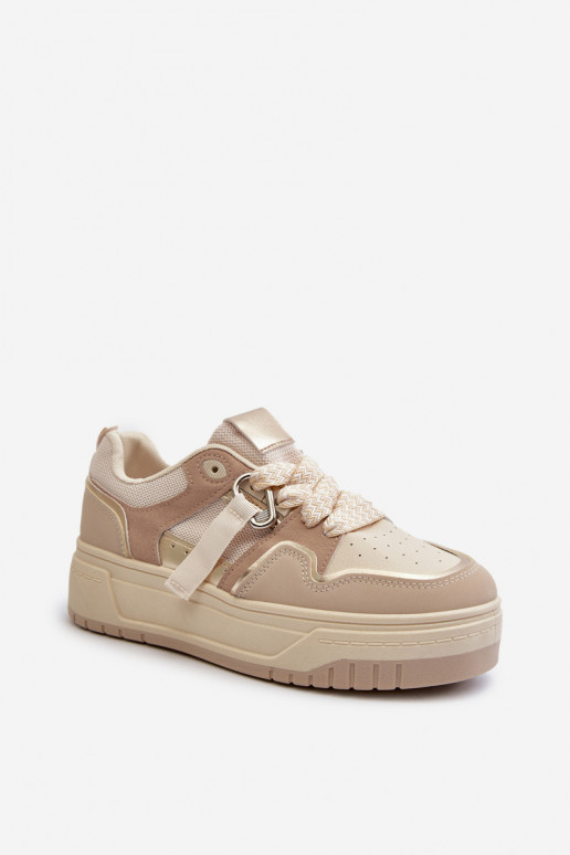 Sneakers-Modellschuhe mit Plateau aus beigem Öko-Leder von Moun Sneakers-Modellschuhe mit Plateau aus beigem Öko-Leder von Moun