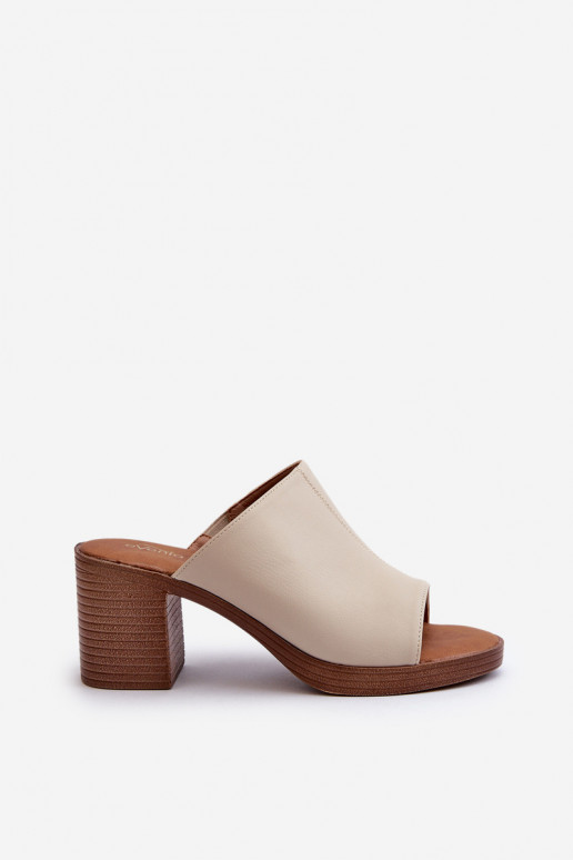 Elegante Damen-Hausschuhe mit Absätzen in der Farbe Beige von Varnila