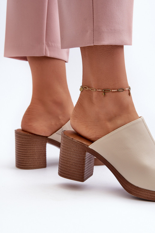 Chaussons femme style élégant à talons couleur beige Varnila