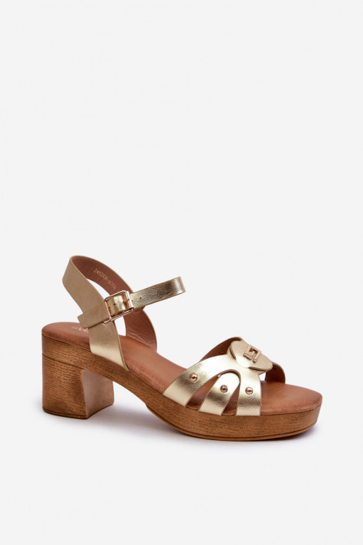 Sandales à talons pour femmes en éco-cuir de couleur dorée Assames Sandales à talons pour femmes en éco-cuir de couleur dorée Assames