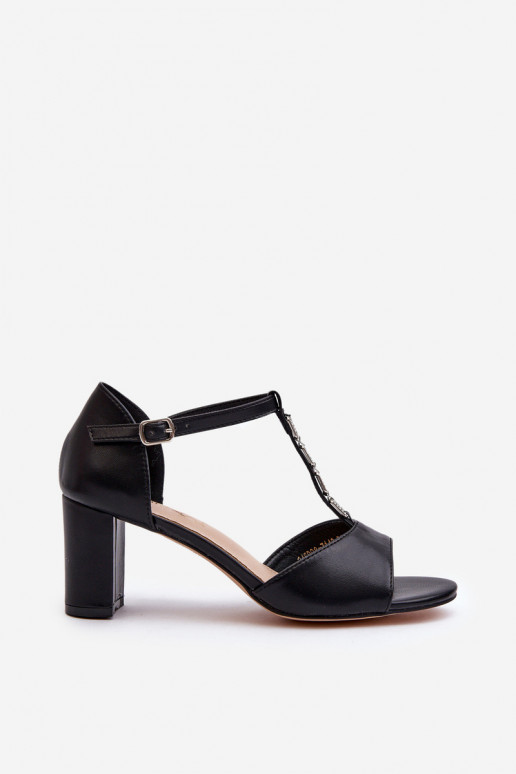 Damessandalen met hoge hak en versierde hakken gemaakt van eco-leer in de zwarte kleur Triavera