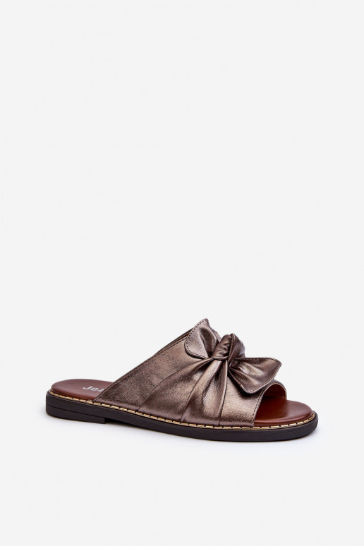 Chaussons pour femmes à talons larges couleur cuivre Nelvira Chaussons pour femmes à talons larges couleur cuivre Nelvira