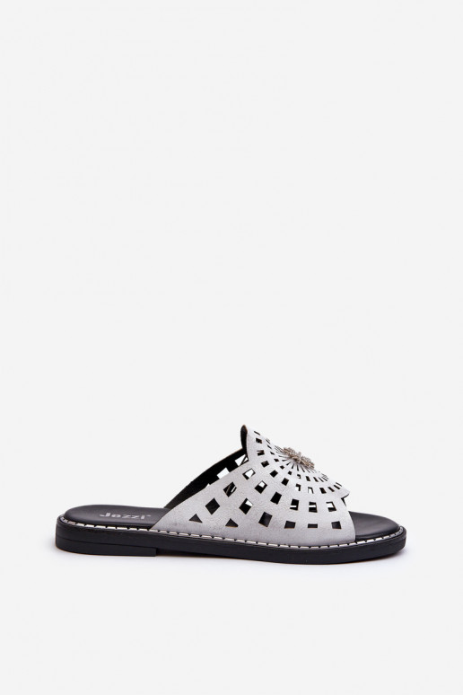 avec brillance Chaussons pour femmes à talons larges avec ornements couleur argent Ebirena