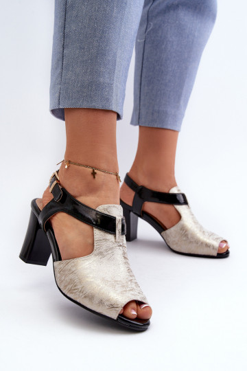 Sandales à talons hauts pour femmes en éco-cuir de couleur or-noir Queenmarie