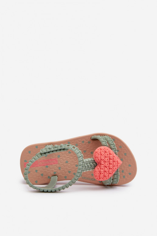 Sandalen für Kinder mit Herzen 81997 Ipanema My First Baby grüne Farbe Sandalen für Kinder mit Herzen 81997 Ipanema My First Baby grüne Farbe