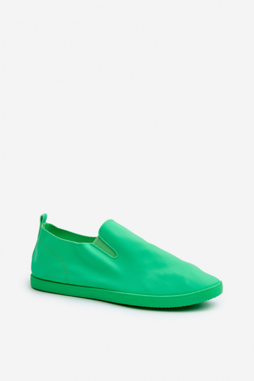 Chaussures de sport chaussures de loisirs Slip-On couleur verte Lovinia