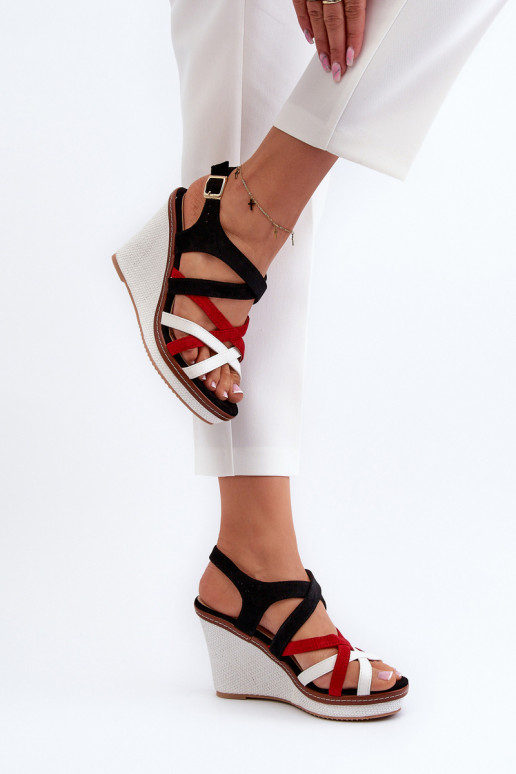 Sandales plateforme à brides de couleur noire Ellen