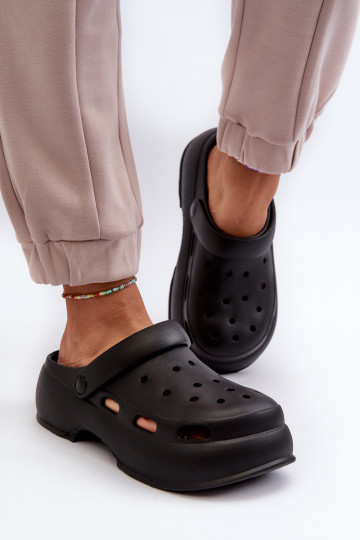 Chaussons légers Chaussons pour femmes à semelles massives tendance de couleur noir Danollia