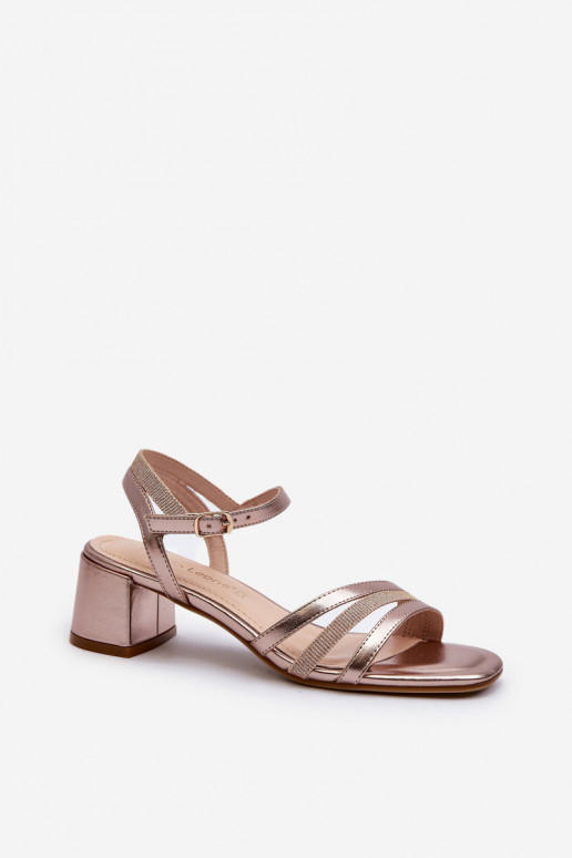 Damensandalen mit niedrigem Absatz aus Öko-Leder Sergio Leone SK046 in Roségold Damensandalen mit niedrigem Absatz aus Öko-Leder Sergio Leone SK046 in Roségold
