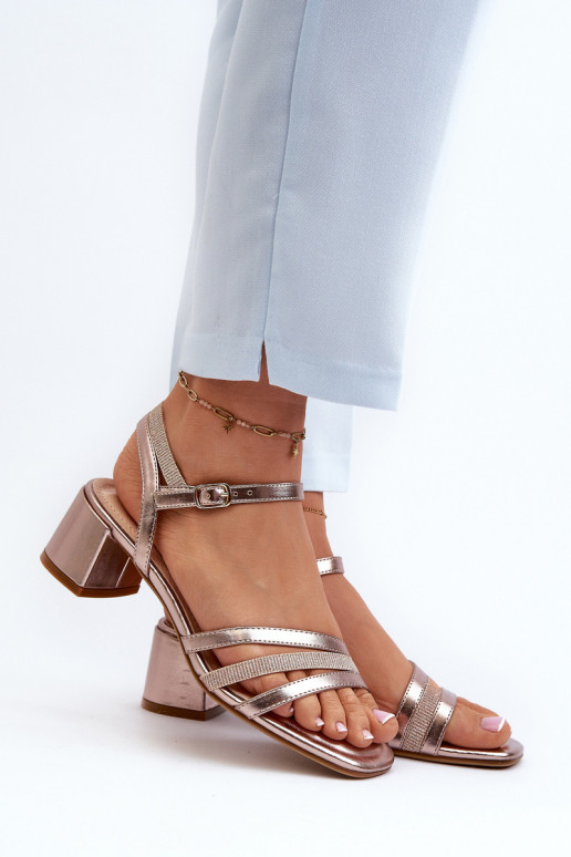 Sandales pour femmes à talon bas en éco-cuir Sergio Leone SK046 couleur or rose Sandales pour femmes à talon bas en éco-cuir Sergio Leone SK046 couleur or rose