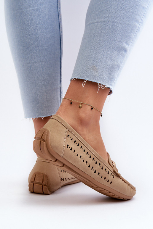 Dames opengewerkte mocassins met ornamenten in bruin Kaydance Dames opengewerkte mocassins met ornamenten in bruin Kaydance