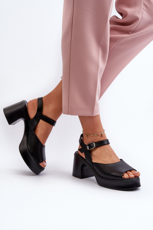 Damensandalen mit Absatz Vinceza 66627 schwarz Damensandalen mit Absatz Vinceza 66627 schwarz