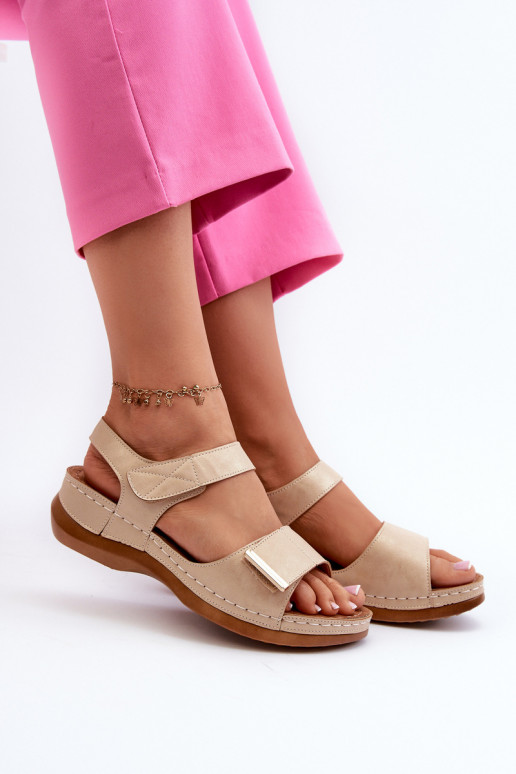 Bequeme Sandalen für Damen mit Klebeverschlüssen beige Iphiope Bequeme Sandalen für Damen mit Klebeverschlüssen beige Iphiope