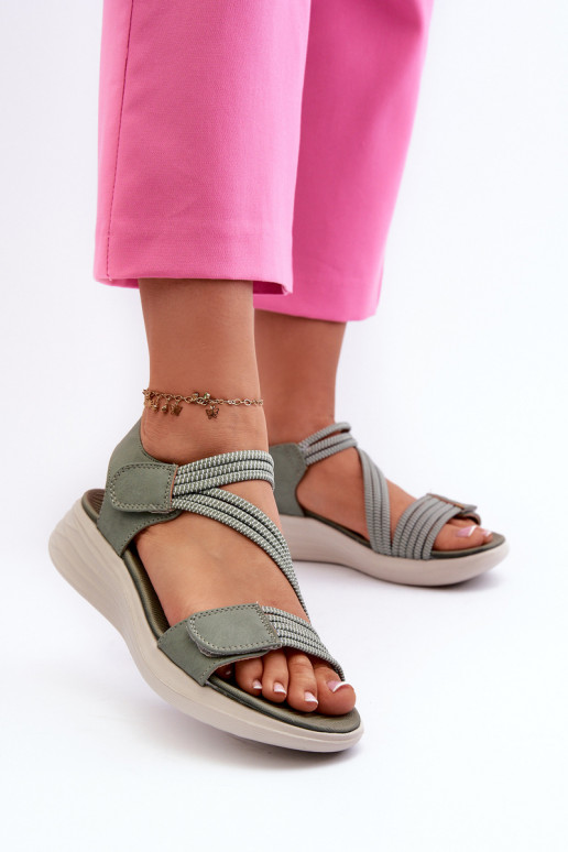 Sandales confortables à fermetures adhésives de couleur verte Eladora