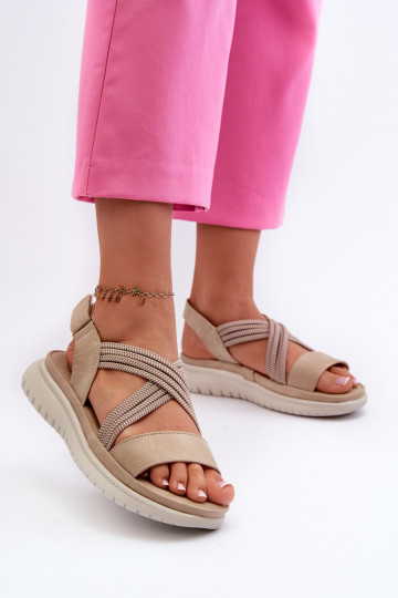 Comfortabele sandalen met zelfklevende sluitingen in beige kleur Ceclea