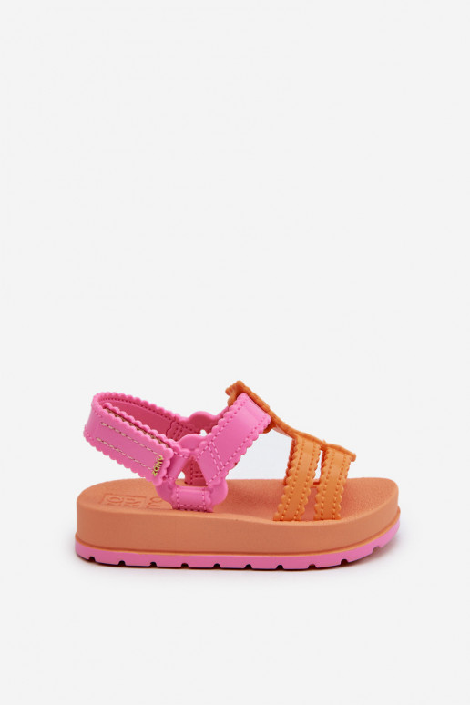Kindersandalen met zelfklevende sluitingen LL385026 oranje kleur