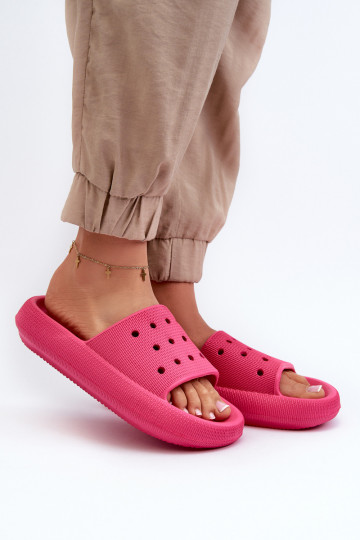 Lichte pantoffels met massieve zool in roze kleur Beula 2