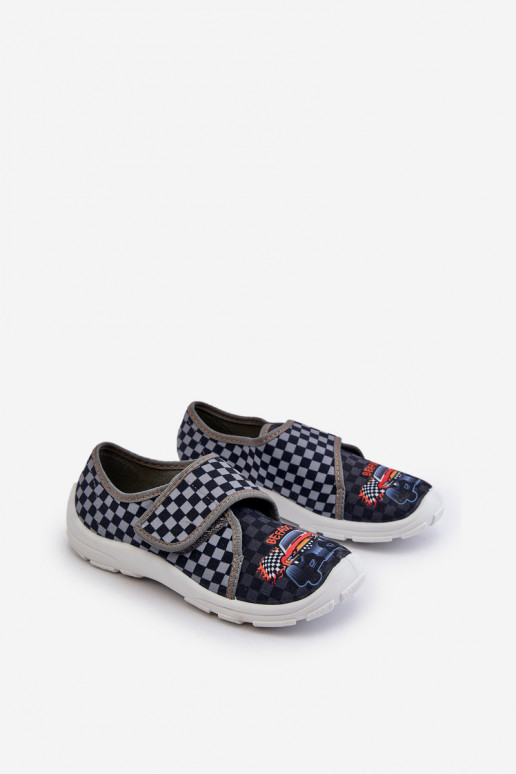 Chaussons confortables pour garçon avec attaches adhésives Befado 974Y540 gris Chaussons confortables pour garçon avec attaches adhésives Befado 974Y540 gris