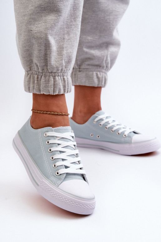 Lennabella mintkleurige sneakers met platte zolen van het klassieke model