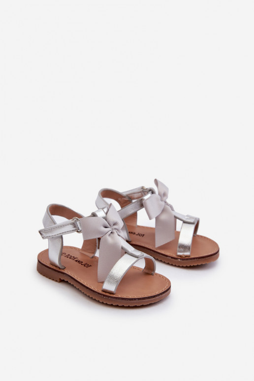 Sandalen Kinder met linten met zelfklevende sluitingen zilverkleur Joratia Sandalen Kinder met linten met zelfklevende sluitingen zilverkleur Joratia