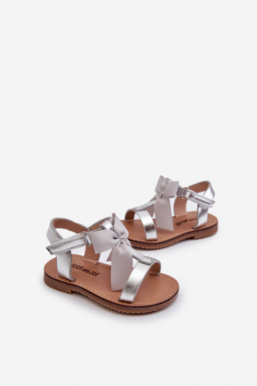 sandales Enfant avec rubans avec attaches adhésives couleur argent Joratia
