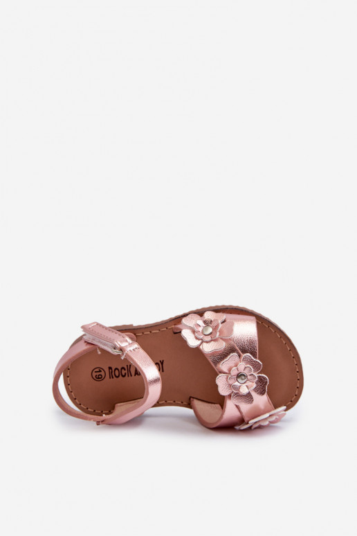 Sandalen Kinder Ozdobione mit Blumenmotiven mit Klebeverschlüssen rosa Fagossa Sandalen Kinder Ozdobione mit Blumenmotiven mit Klebeverschlüssen rosa Fagossa