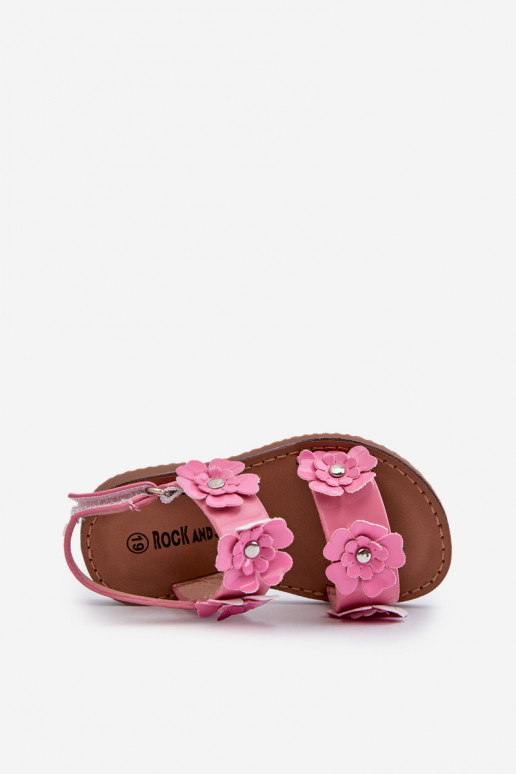 Lackierte Kindersandalen Ozdobione mit Blumenmotiven rosa Tinette Lackierte Kindersandalen Ozdobione mit Blumenmotiven rosa Tinette