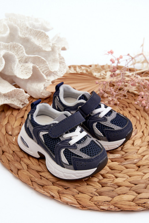 Chaussures de sport pour enfants, modèle baskets avec attaches adhésives de couleur bleu foncé Rulagia