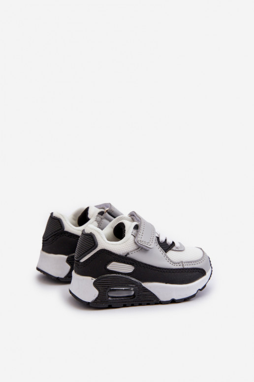 Modèle de sneaker enfant chaussures à attaches adhésives couleur gris Krissandra