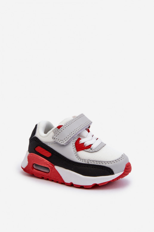 Baskets enfant modèle chaussures à fermetures adhésives couleur rouge Krissandra Baskets enfant modèle chaussures à fermetures adhésives couleur rouge Krissandra