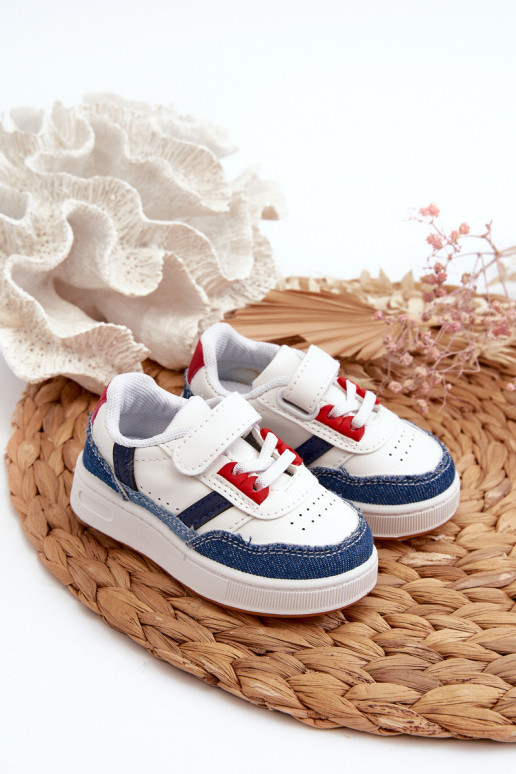Kindersportschoenen van het klassieke model Denim materiaal Marlin Kindersportschoenen van het klassieke model Denim materiaal Marlin