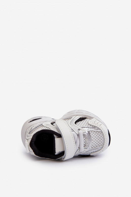Chaussures de sport enfant modèle baskets chaussures à attaches adhésives couleur blanc-noir Ephona Chaussures de sport enfant modèle baskets chaussures à attaches adhésives couleur blanc-noir Ephona