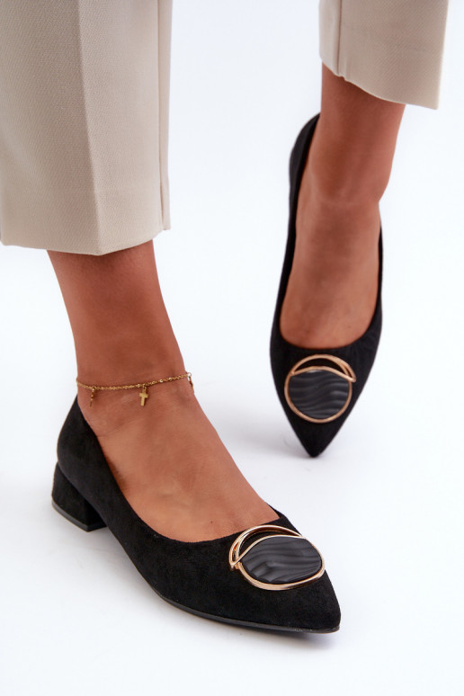 Schuhe mit niedrigem Absatz Z aus Öko-Wildleder S.Barski KV27-037 in der Farbe Schwarz Schuhe mit niedrigem Absatz Z aus Öko-Wildleder S.Barski KV27-037 in der Farbe Schwarz