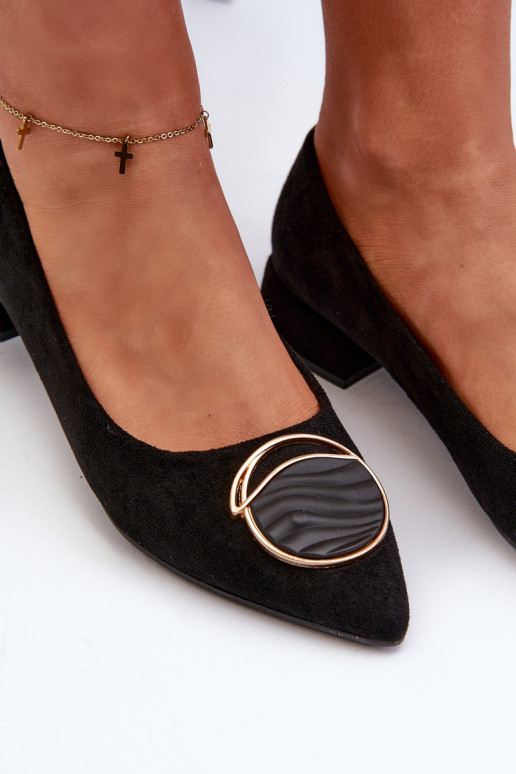 Schuhe mit niedrigem Absatz Z aus Öko-Wildleder S.Barski KV27-037 in der Farbe Schwarz Schuhe mit niedrigem Absatz Z aus Öko-Wildleder S.Barski KV27-037 in der Farbe Schwarz