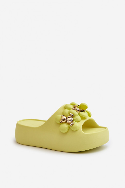 Chaussons pour femmes Chaussons légers avec de beaux détails et une semelle massive Kalkės Bremavia
