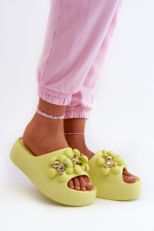 Chaussons pour femmes Chaussons légers avec de beaux détails et une semelle massive Kalkės Bremavia