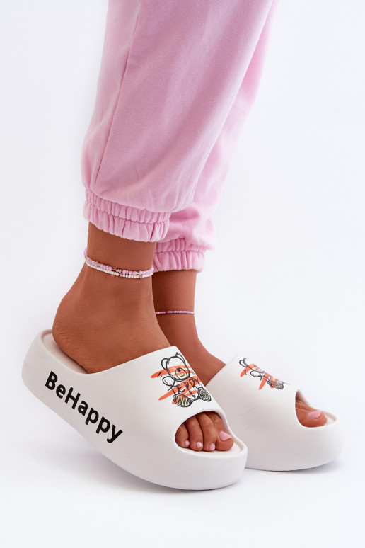 Lichte damespantoffels met massieve zool Met teddybeer Lichte pantoffels in de witte kleur Serefina Lichte damespantoffels met massieve zool Met teddybeer Lichte pantoffels in de witte kleur Serefina