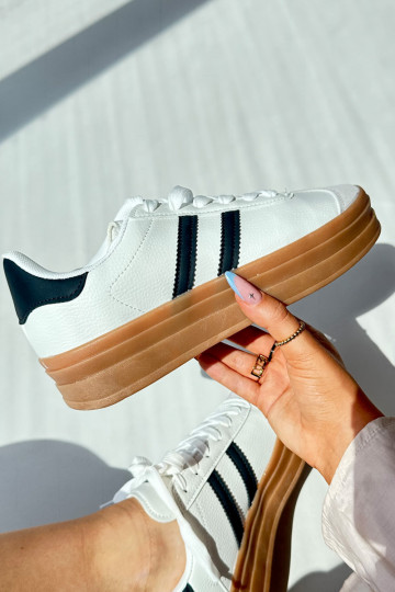 Baskets modèle chaussures femme avec plateforme de couleur blanc Egelia 2