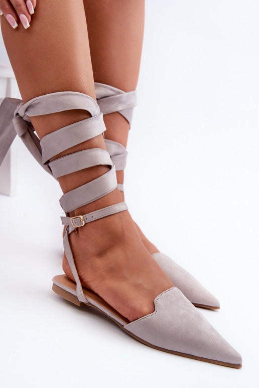 Ballerina's met linten gemaakt van eco-suède Z Schoenen met spitse neus grijs Ellesara Ballerina's met linten gemaakt van eco-suède Z Schoenen met spitse neus grijs Ellesara